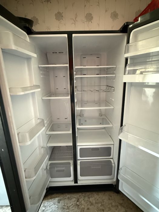 Холодильник продам или на запчасти