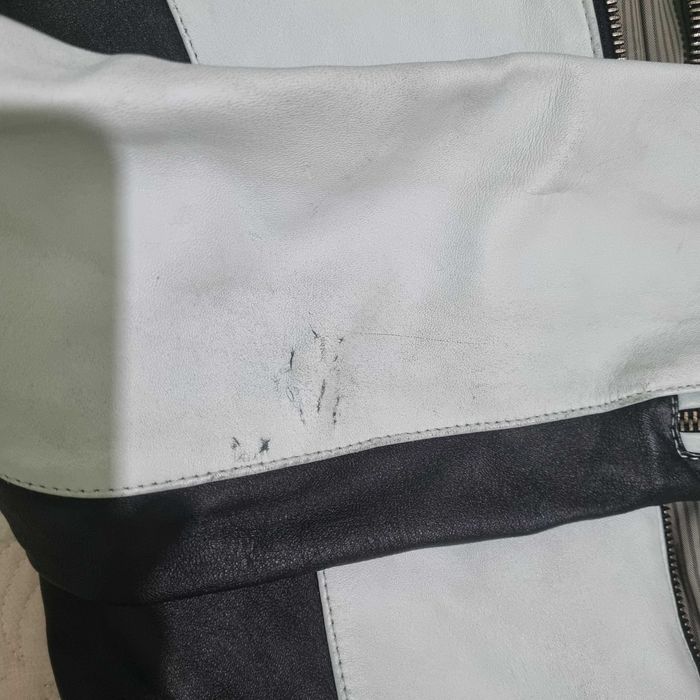 Кожаная женская куртка