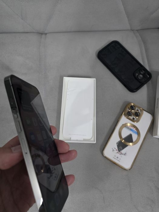 Продава се IPHONE 13 PRO MAX 256GB