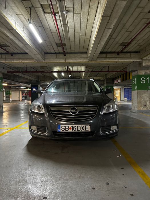 Opel insignia Sports Tourer 2.0 diesel 2010