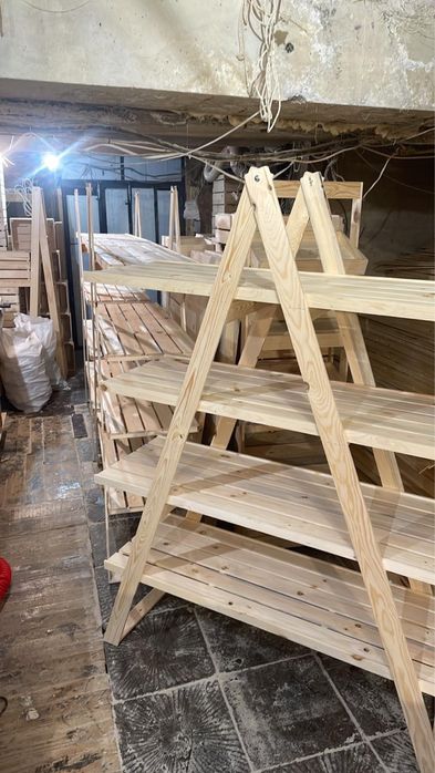 Търговско обурудване, стелаж, етажерка, стълба, щайги