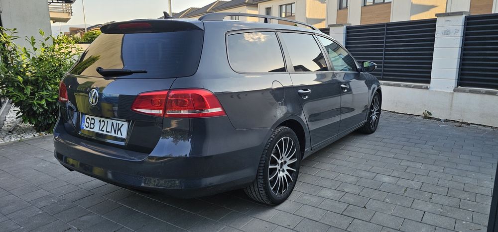 VOLKSWAGEN Passat 2012 — imagine 3