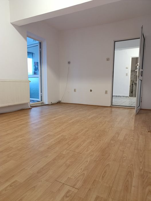 Garsoniera de vânzare 47,5 mp