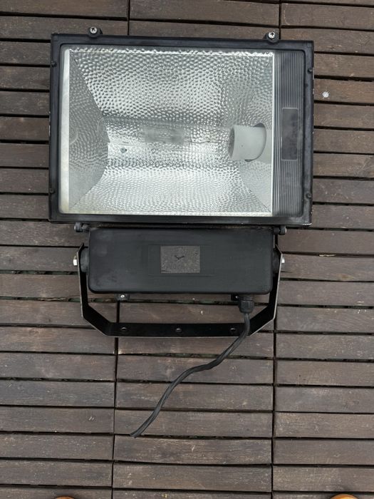 Метал халогенна лампа 400 вата Philips