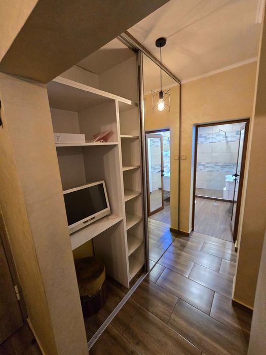 Дава се под наем Двустаен апартамент в София, Изгрев - 85 кв.м за 990 € - Снимка #4