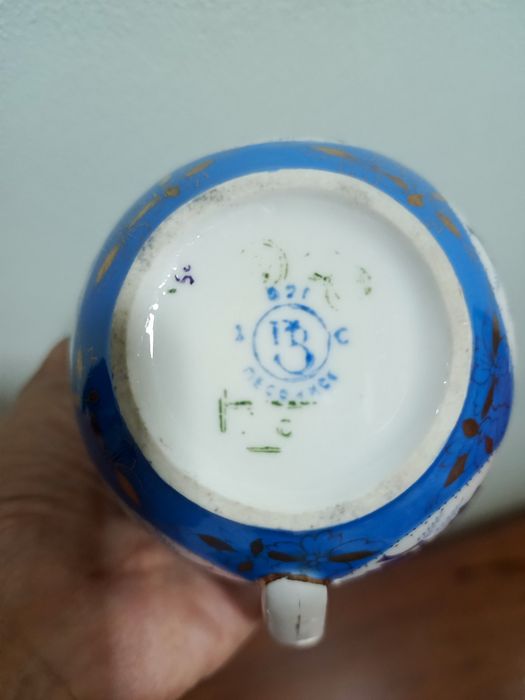 Молочник, сливочник