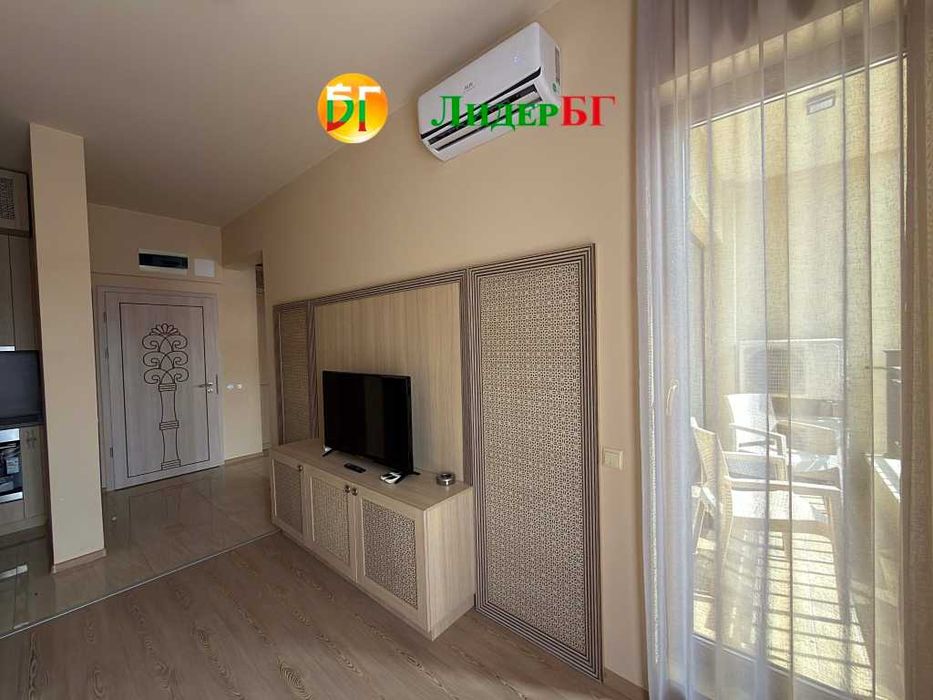 Продава се Двустаен апартамент в к.к. Златни пясъци - 52 кв.м за 1471 €/кв.м - Снимка #1