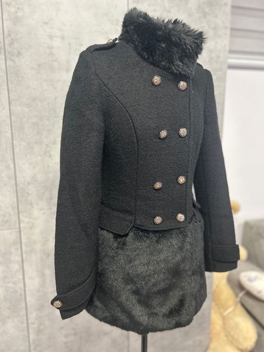 Palton cu model îmblănit