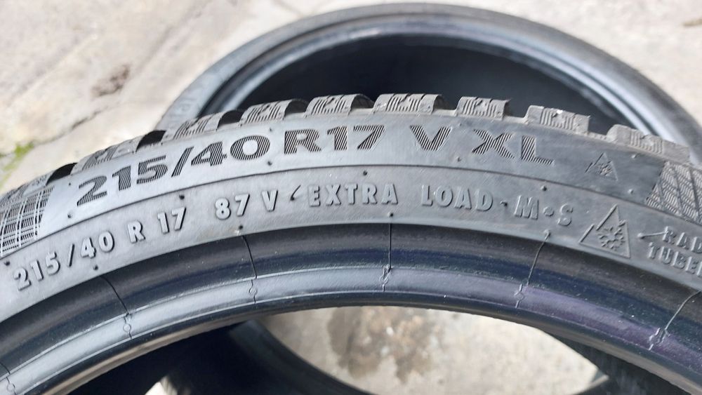 Зимни гуми 215/40/17 Continental WinterContact TS860 2 броя