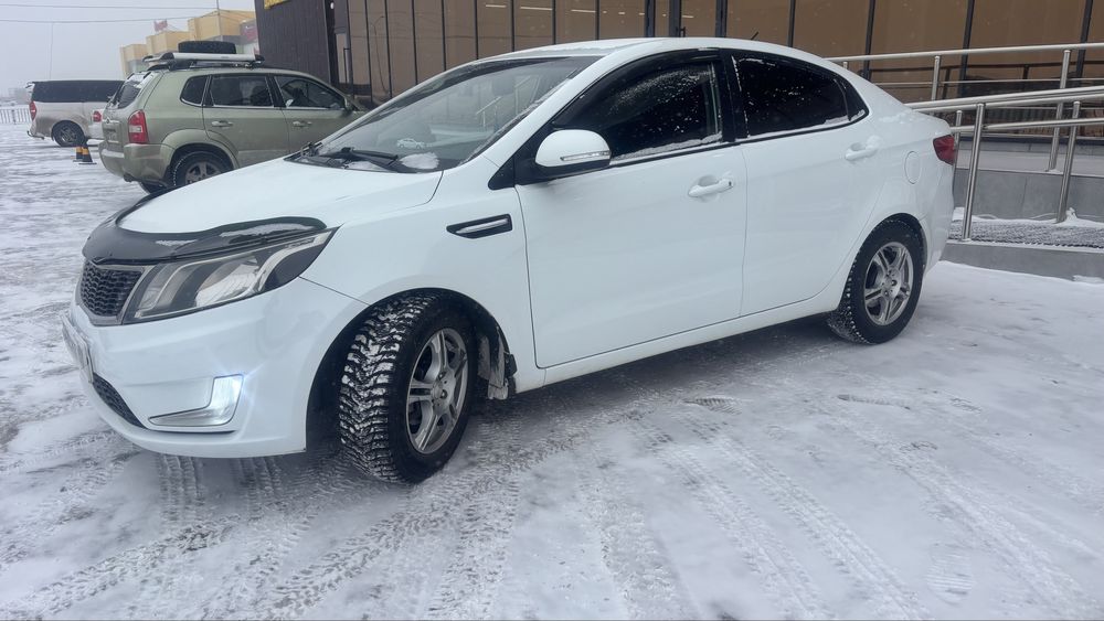 Kia rio 2014 белый