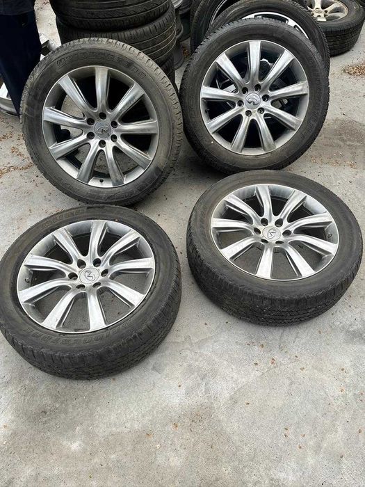 Диски с резиной на Infiniti QX80