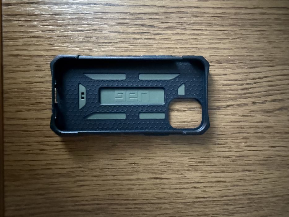 Husă Urban pentru iPhone 13