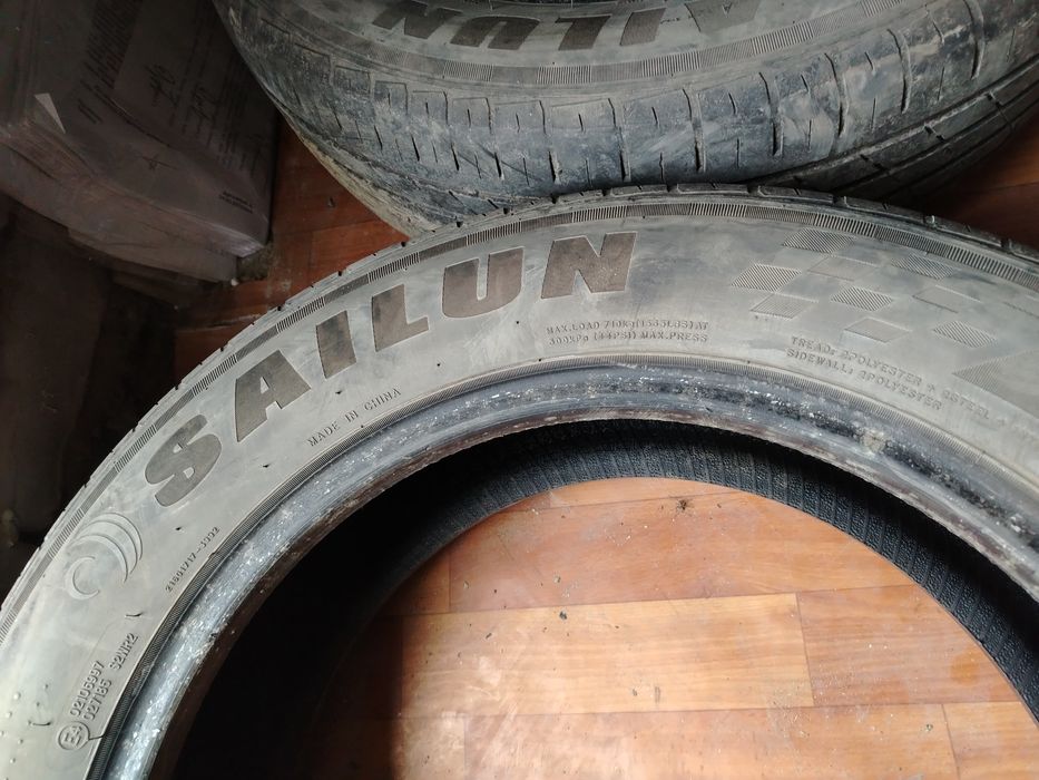 Продам шины летние, б/у. 225/60/17