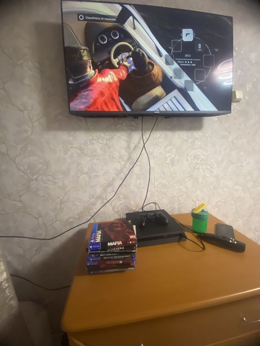 Продам пс4 отиличом сост