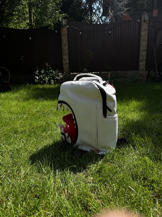 Rucsac Sprayground Scream Shark original