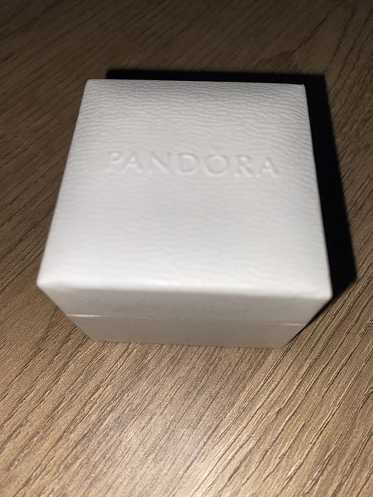 Висулка Pandora “Happy Birthday”