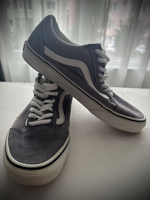 Vans marimea 41