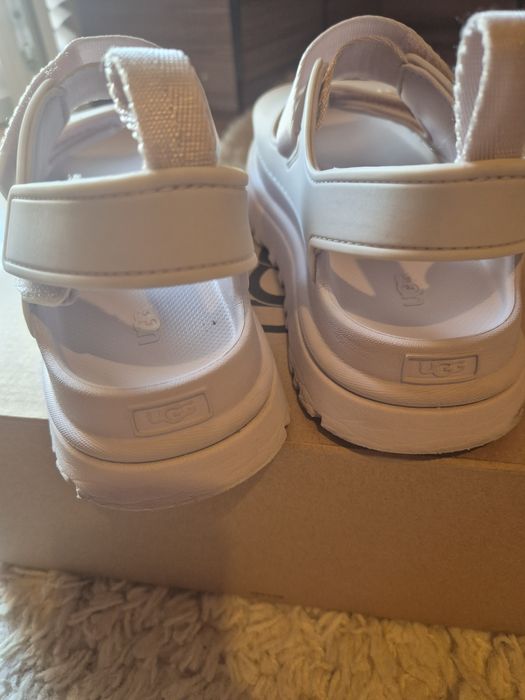 Детски сандали UGG