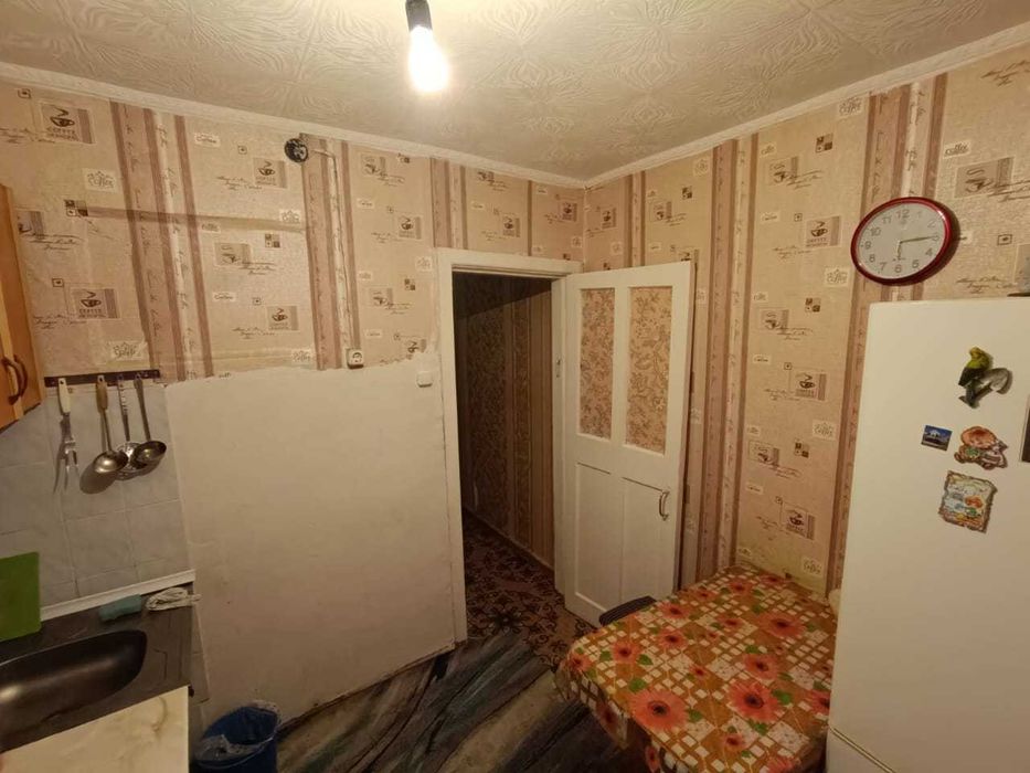 Продам квартиру по Строителей