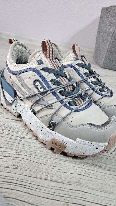 Маратонки Fila- 37номер