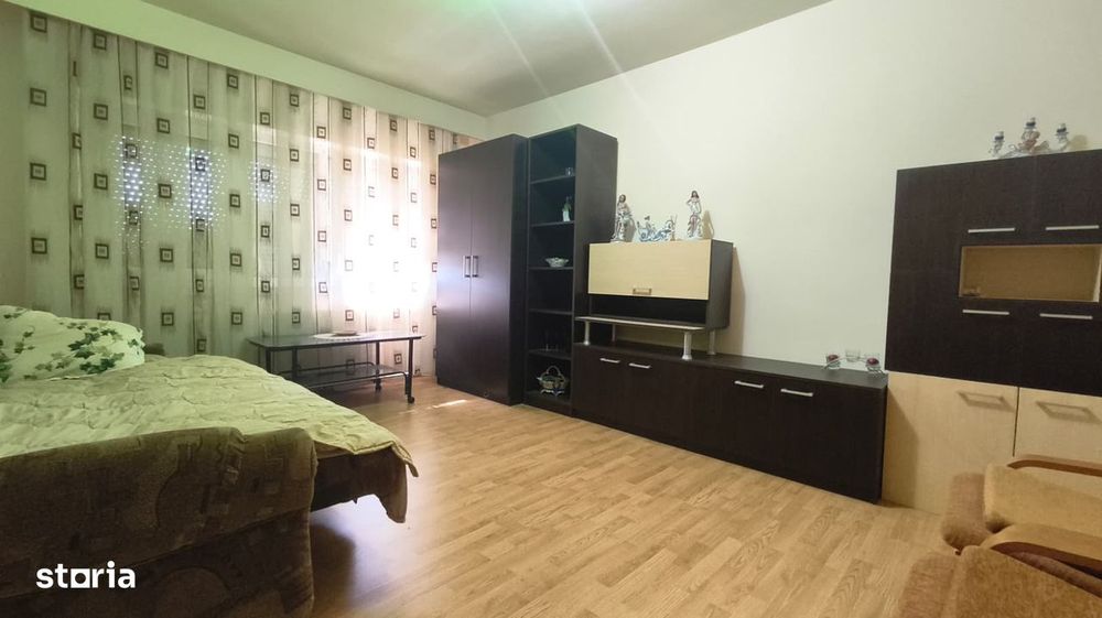 Apartament 3 camere in Deva, zona Eminescu – decomandat