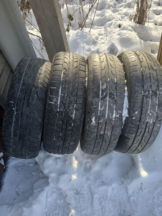 Продам резину 4 балона летняя