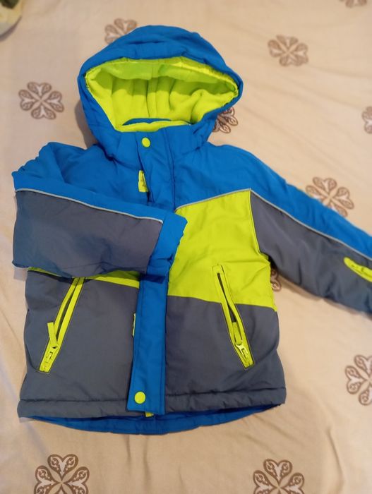 Geaca  baiat mărimea 110