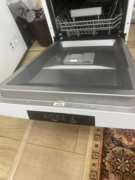 Продам посудамоечная машина