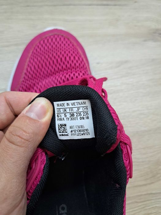 Маратонки Adidas 38 номер