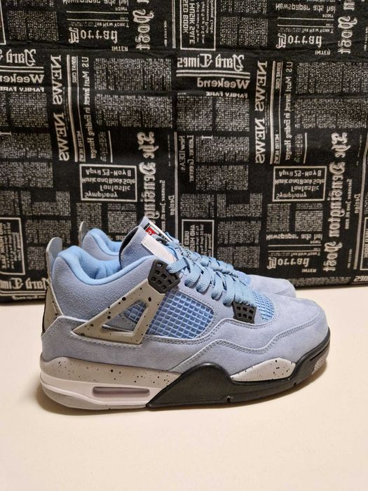 Air Jordan 4 Retro University Blue