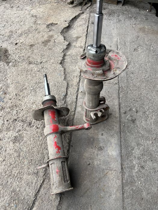 Продам стойку на Приору -70