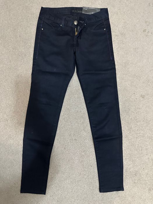 Джинсы слим женские