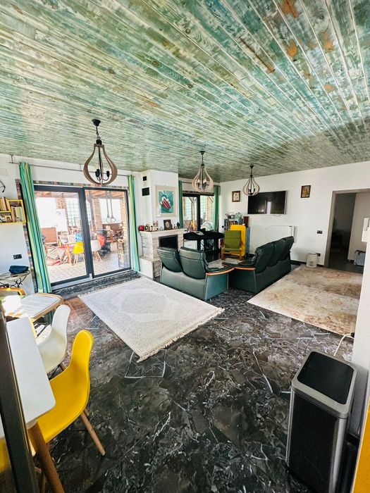 Casă parter 85mp utili terasa beci 450mp teren in Valu lui Traian