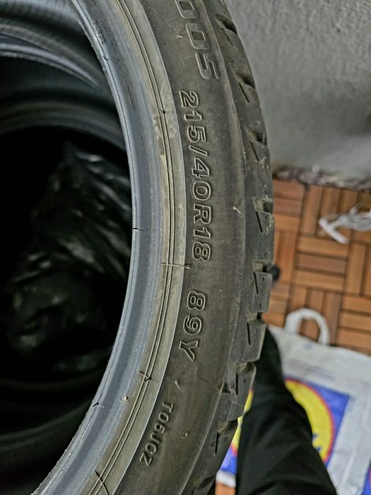 Vand Set 4 Anvelope Bridgestone 215 40 18 Vara Dot 2023 Ca Noi!