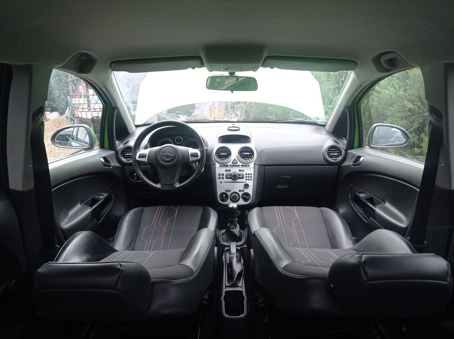 *Opel corsa*încălzire scaune*volan*piele*1.4benzin*87cai*euro5*2012*