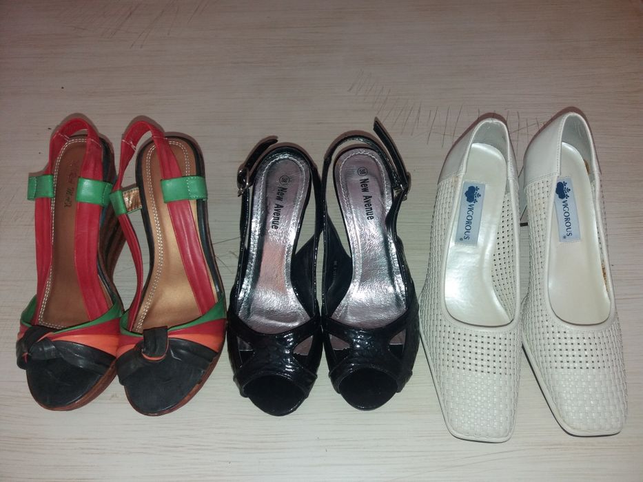 Дамски обувки на ток и платформа