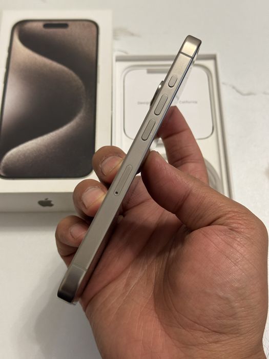  iPhone 15pro 5G 256gb AH/A natural titanium