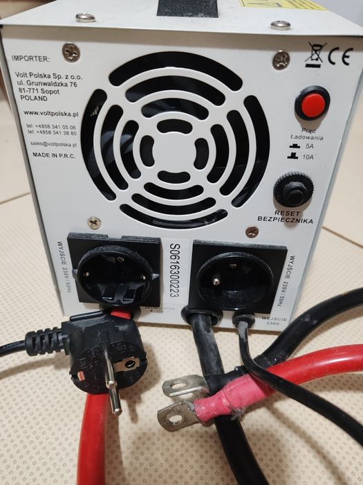 Stabilizator de tensiune cu inverter VOLT 800 VA