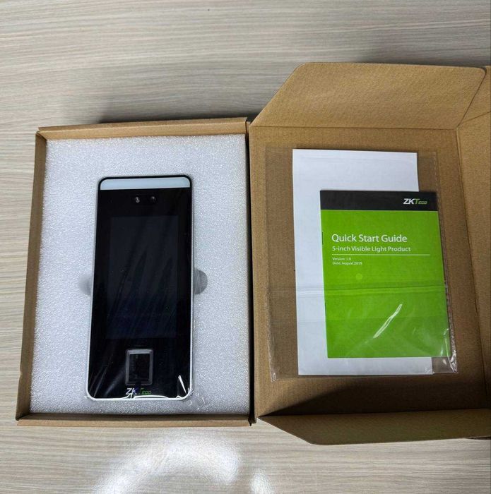 Haroratni o'lchash bilan yuzni aniqlash terminali