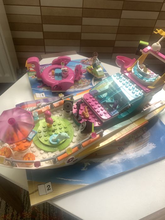 LEGO Friends - Petrecerea pe barca 41433, 640 piese, 7 ani+