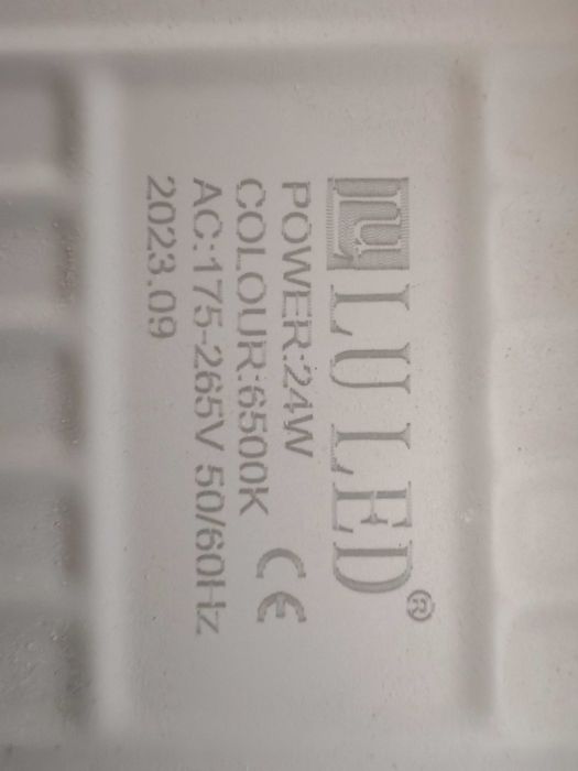 Плафон с лампой - 1000 тг