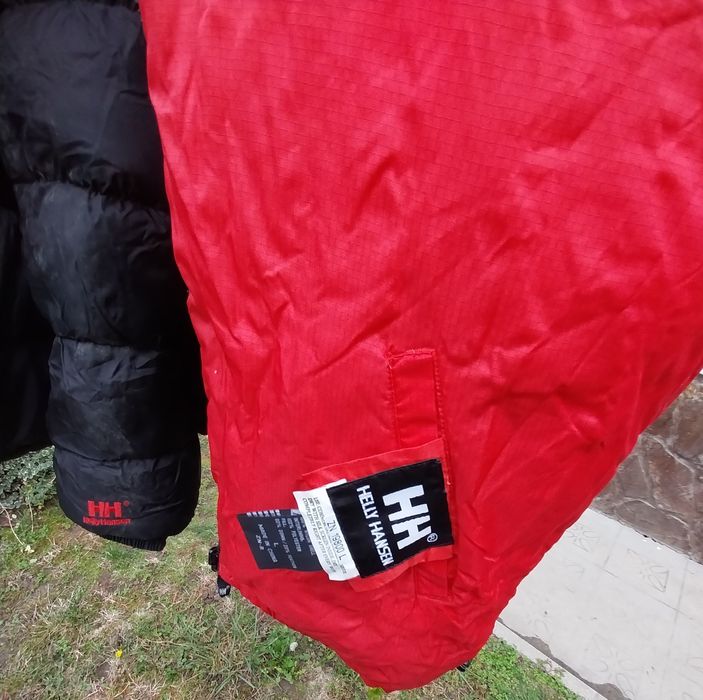 Продавам зимно яке HELLY HANSEN, с гъши пух