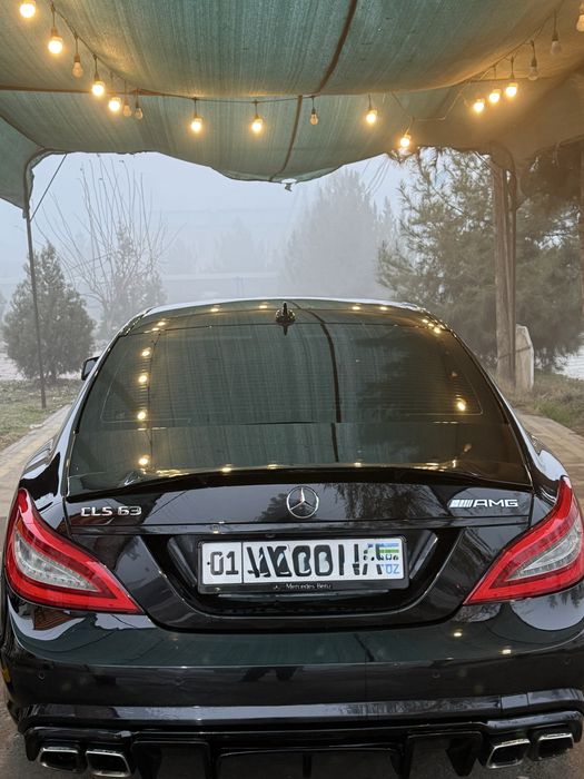 Ideal holatdagi Mercedes benz Cls 218 banan