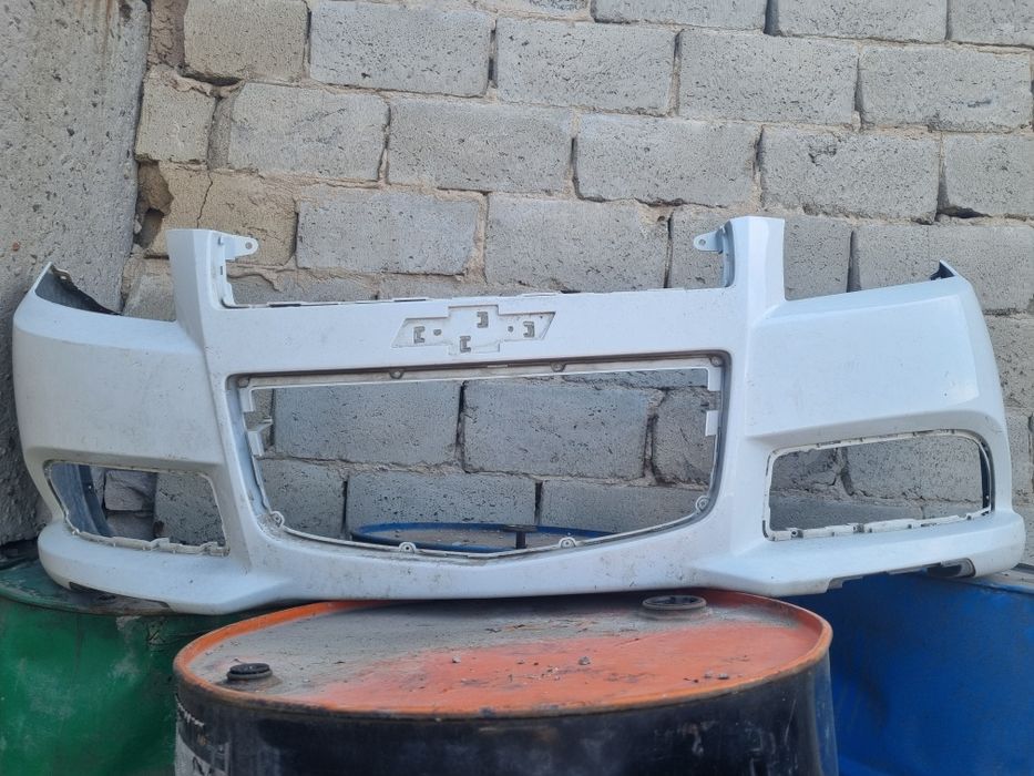 Продам бампера приора и нексия