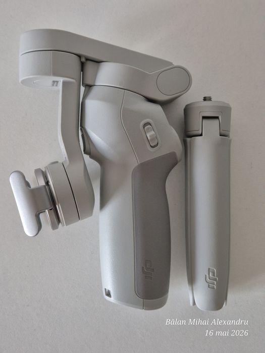 DJI Osmo Mobile SE – Gimbal stabilizare telefon, stare foarte bună