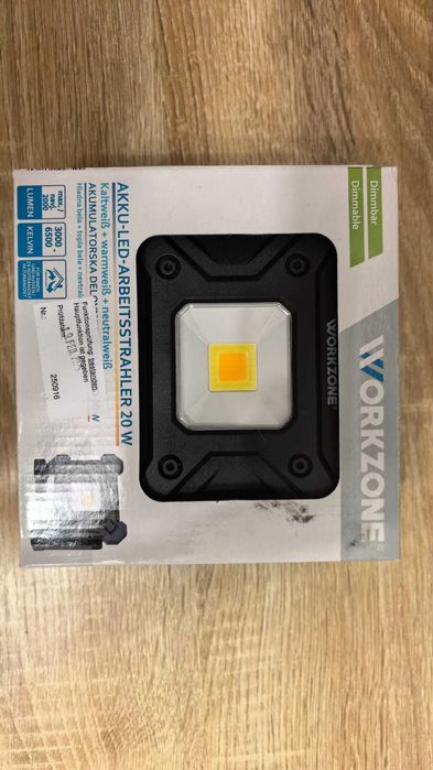 Proiector LED portabil 20W (Workzone)