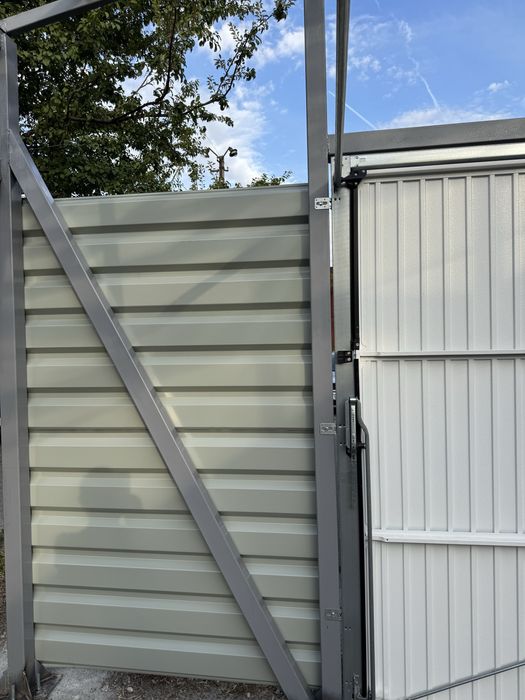 Tabla porti de intrare si acces auto