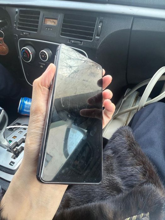 Самсунг галакси с10