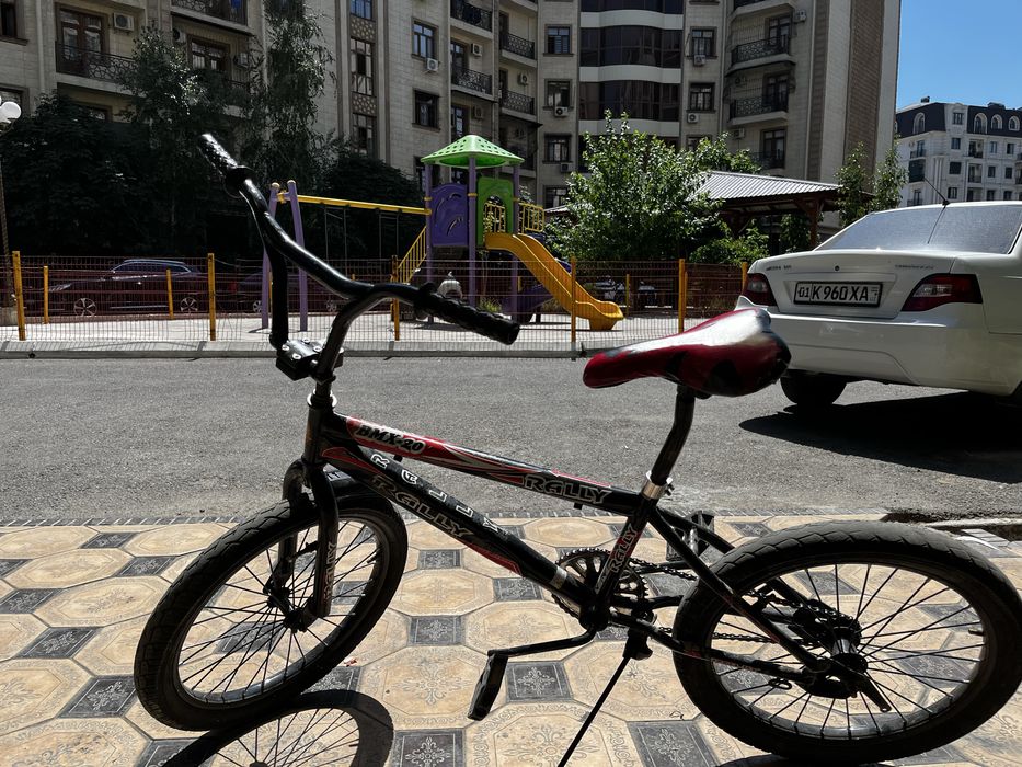 BMX в хорошем состояние  СРОЧНО ПРОДАЕТСЯ