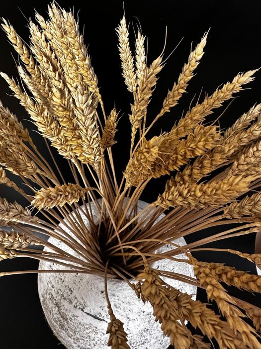 Продам дизайнерскую вазу